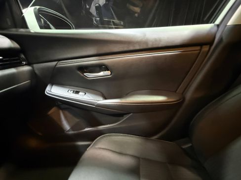 Used 2025 Nissan Sentra SV w/ All-Weather Package image 16