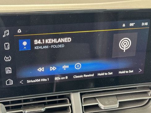 New 2026 Chevrolet Trax RS w/ Sunroof Package FWD image 17