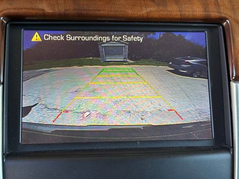 Used 2014 Cadillac Escalade Platinum RWD image 15
