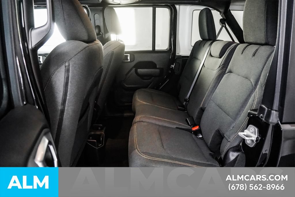 Used 2025 Jeep Wrangler Unlimited Sport AWD/4WD image 17