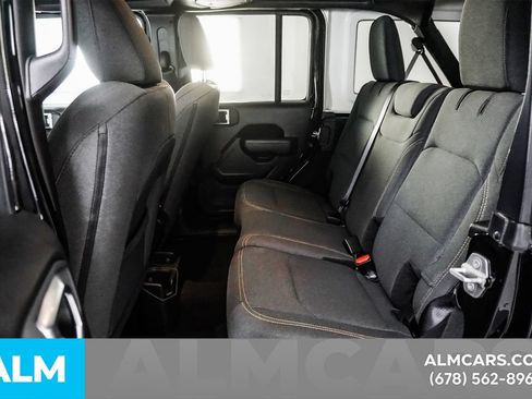 Used 2025 Jeep Wrangler Unlimited Sport AWD/4WD image 17