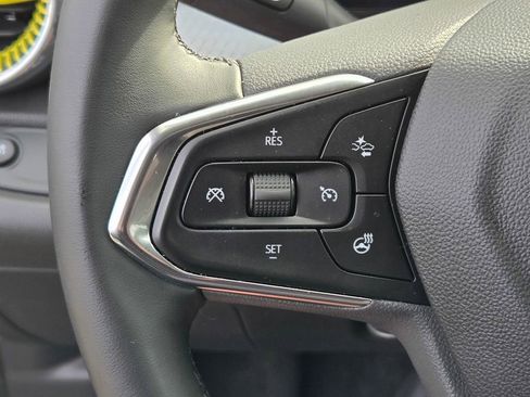 Used 2026 Chevrolet Trax LT w/ Driver Confidence Package image 19