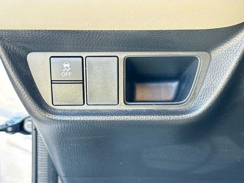 Certified 2024 Honda HR-V LX image 10