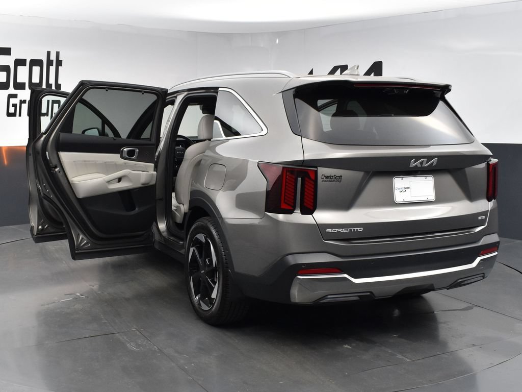 Certified 2025 Kia Sorento SX Prestige AWD/4WD image 27