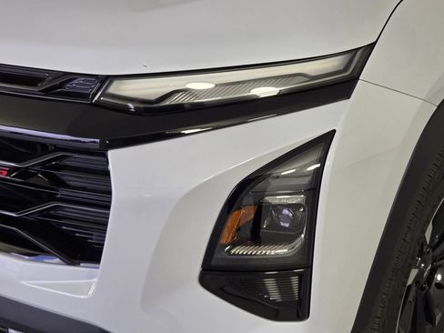 New 2026 Chevrolet Equinox RS FWD image 10