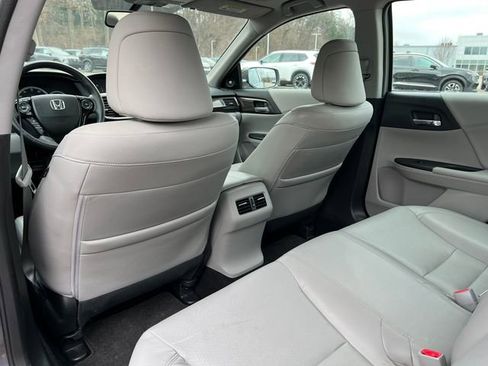 Used 2016 Honda Accord EX-L image 31