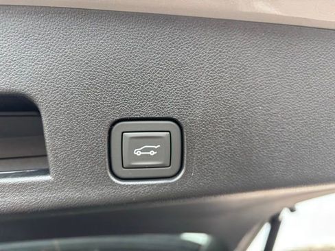 New 2026 GMC Acadia AT4 w/ Luxury Package image 36