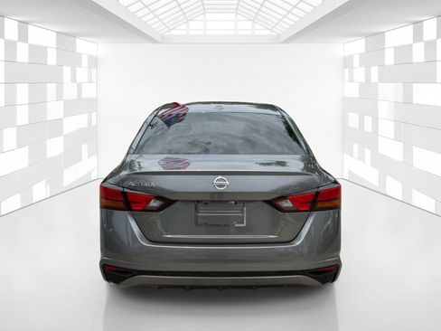 Used 2019 Nissan Altima 2.5 S FWD image 5
