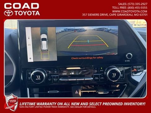 Used 2023 Toyota Highlander Limited image 11
