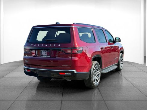 Used 2024 Jeep Wagoneer Series II w/ Flexible Seating Group AWD/4WD image 7