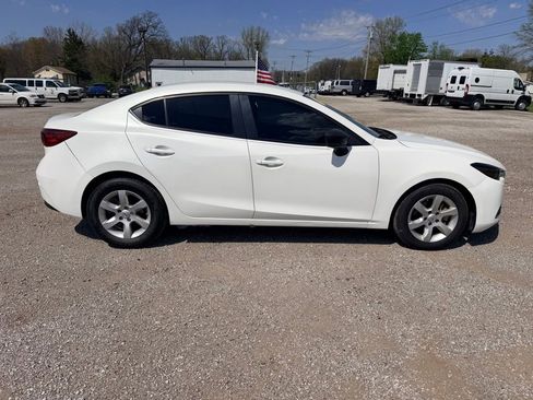 Used 2017 MAZDA MAZDA3 Sport FWD image 8