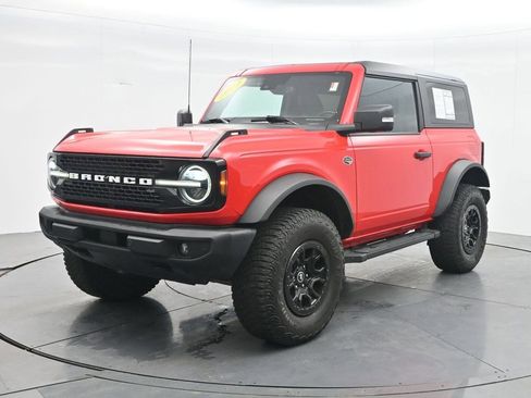 Used 2022 Ford Bronco Wildtrak image 1