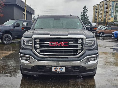 Used 2018 GMC Sierra 1500 SLT image 3