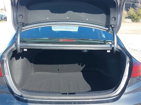 Used 2024 Kia Forte GT-Line w/ GT-Line Premium Package image 11