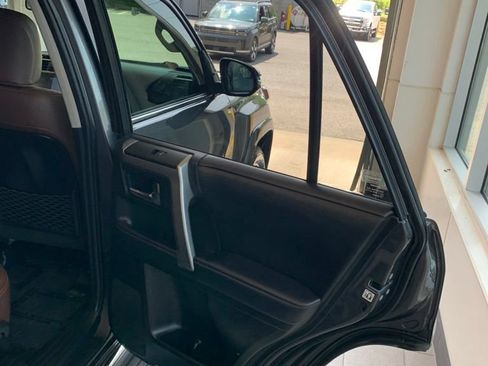 Used 2021 Toyota 4Runner Limited AWD/4WD image 13