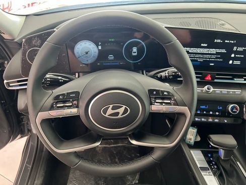 New 2026 Hyundai Elantra Limited FWD image 25