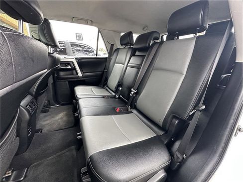 Used 2017 Toyota 4Runner SR5 Premium AWD/4WD image 16