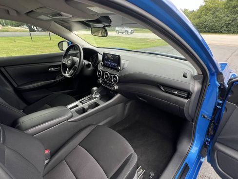 Used 2022 Nissan Sentra SV w/ All-Weather Package FWD image 25