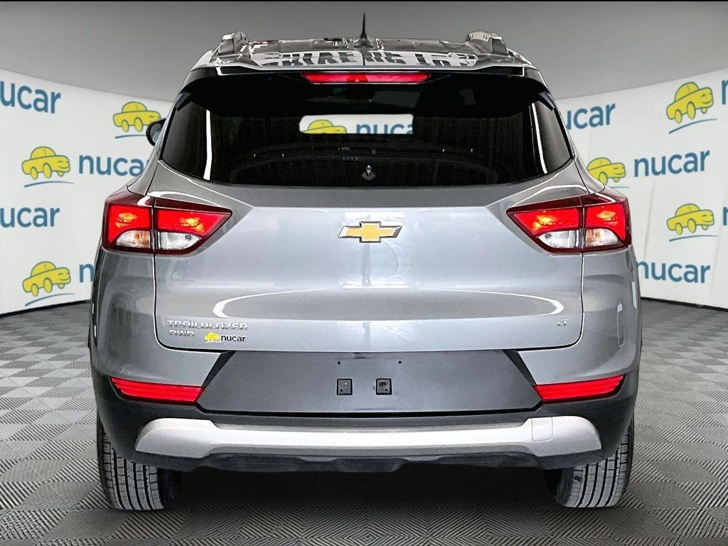 Used 2025 Chevrolet TrailBlazer LT AWD/4WD image 5