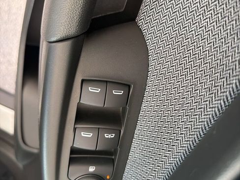 Used 2025 Chevrolet TrailBlazer LT w/ Driver Confidence Package image 11