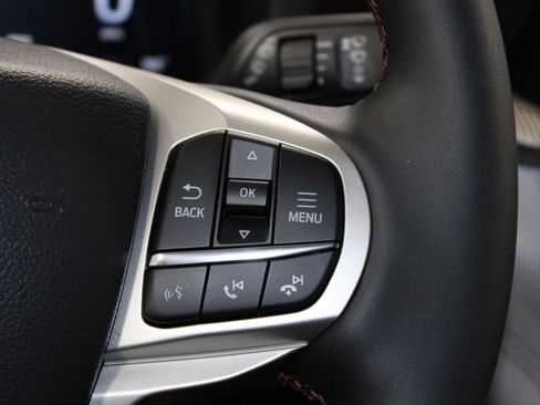 New 2026 Ford Explorer Active RWD image 38