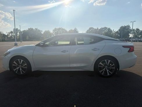 Used 2016 Nissan Maxima Platinum FWD image 12
