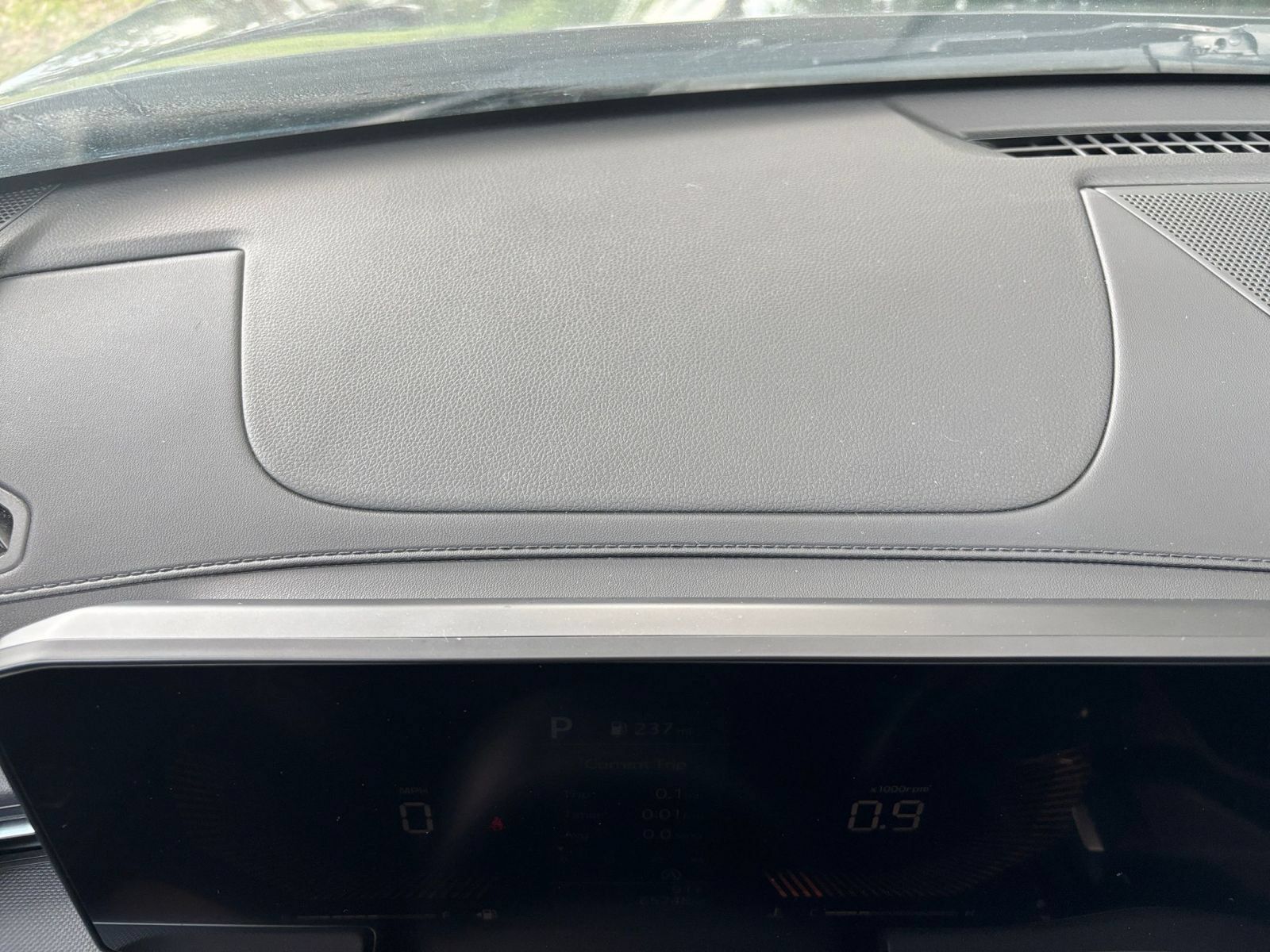Used 2025 Kia K5 LXS FWD image 33