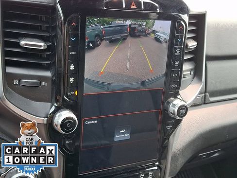 Used 2024 RAM 1500 Big Horn AWD/4WD image 18
