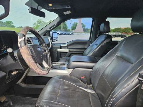 Used 2015 Ford F150 Lariat AWD/4WD image 9