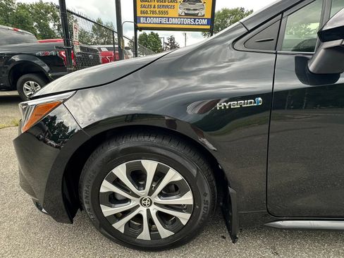 Used 2020 Toyota Corolla LE FWD image 9