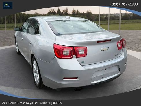 Used 2015 Chevrolet Malibu LTZ FWD image 3