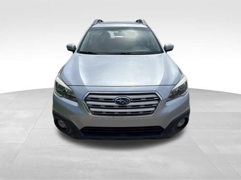 Used 2016 Subaru Outback 2.5i Premium AWD/4WD image 8