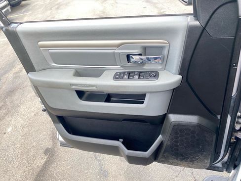 Used 2020 RAM 1500 Warlock w/ Electronics Group AWD/4WD image 19