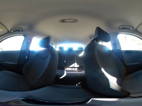 Used 2025 Kia K4 FWD image 43