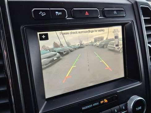 Used 2018 Ford Expedition Limited image 25