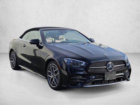 Used 2021 Mercedes-Benz E 450 4MATIC Cabriolet image 3