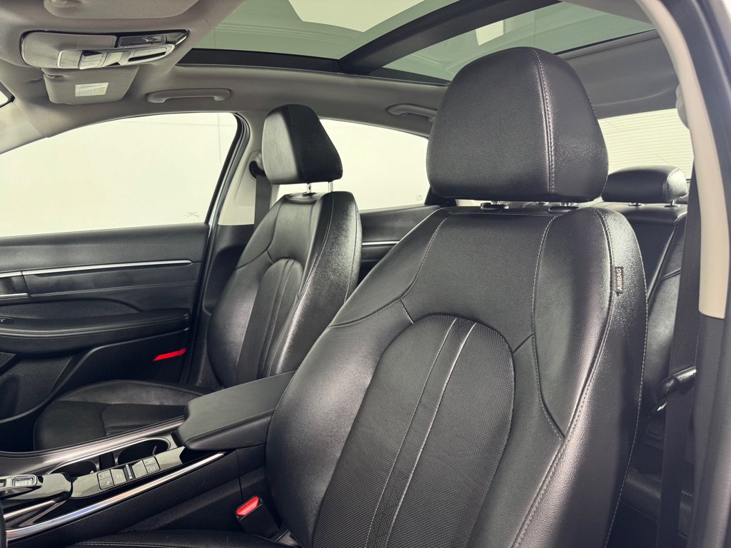 Used 2022 Hyundai Sonata Limited FWD image 9