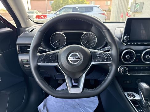 Used 2022 Nissan Sentra SV w/ Trunk Package image 15