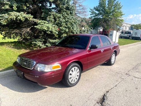 Used 2008 Ford Crown Victoria Police Interceptor image 5