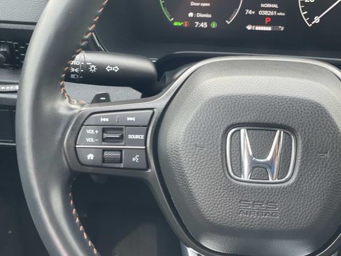 Used 2025 Honda CR-V Sport image 10