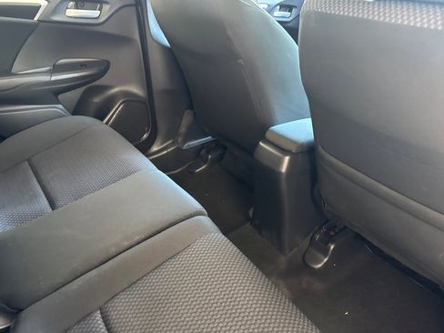 Used 2020 Honda Fit LX image 29