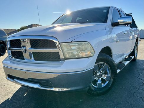 Used 2010 Dodge Ram 1500 Truck SLT image 3