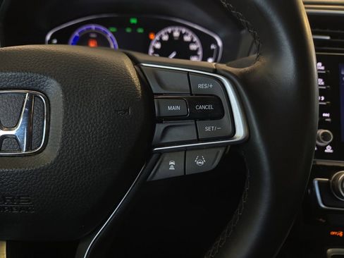 Used 2020 Honda Insight Touring image 16