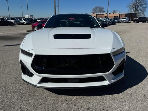 Used 2025 Ford Mustang GT Premium image 9