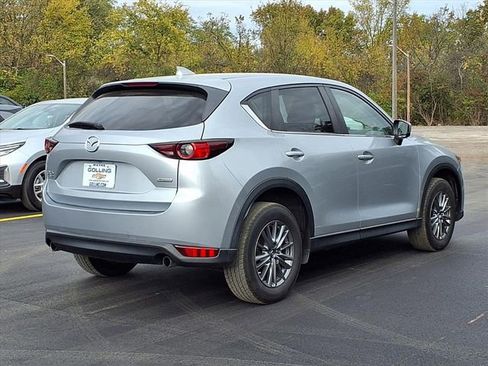 Used 2017 MAZDA CX-5 Touring image 2