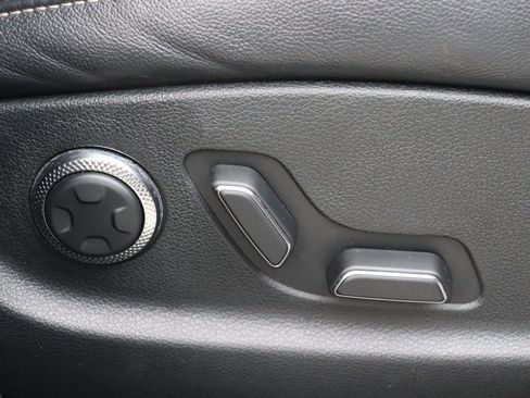 Used 2023 Genesis GV80 2.5T w/ Advanced Package image 23