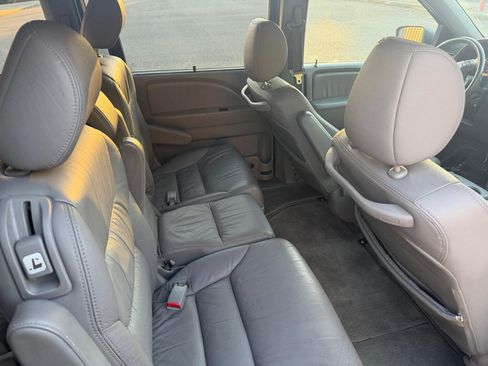 Used 2010 Honda Odyssey Touring image 15