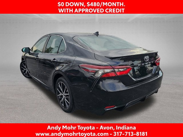 Used 2024 Toyota Camry SE w/ Convenience Package FWD image 5