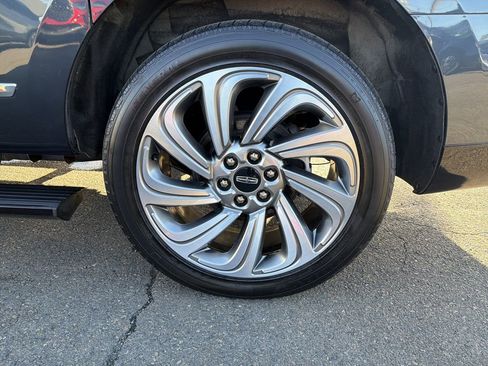 Certified 2022 Lincoln Navigator L Reserve image 32