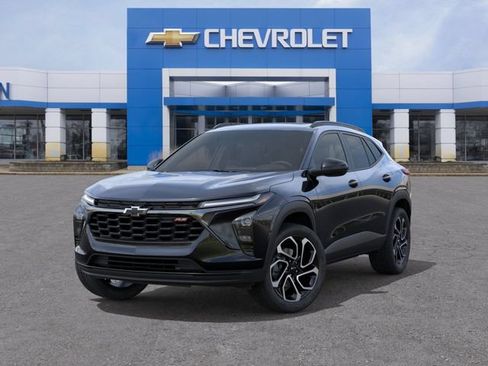 New 2026 Chevrolet Trax RS w/ Sunroof Package FWD image 6